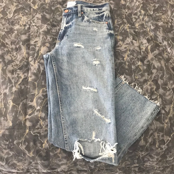 “Rigid Mom Jeans” - Picture 2 of 4